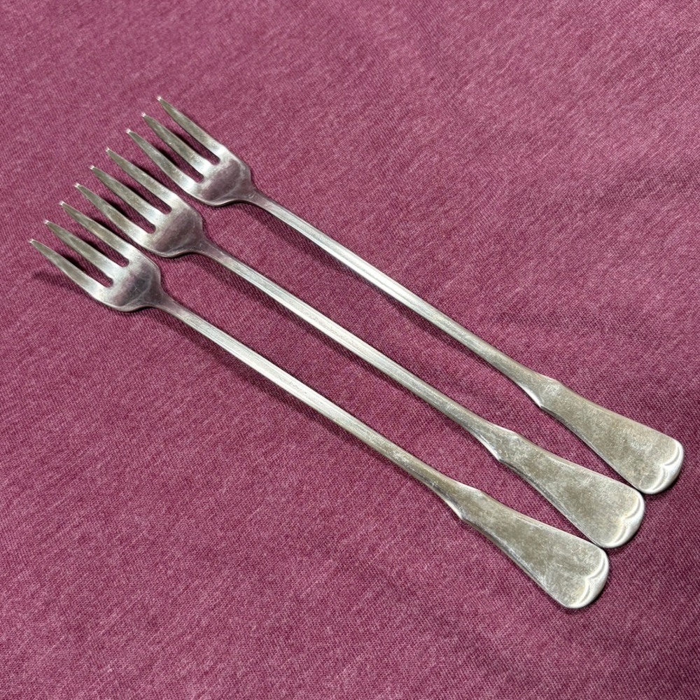 Lot of 3 Vtg Oneida Community Patrick Henry Seafood Cocktail Forks 6" Stainless